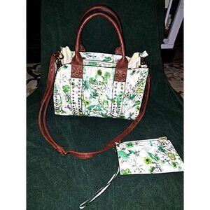 Gorgeous Hard to Find Chocolate & Green Purse Bag Dasein & Makeup/change/Rivets